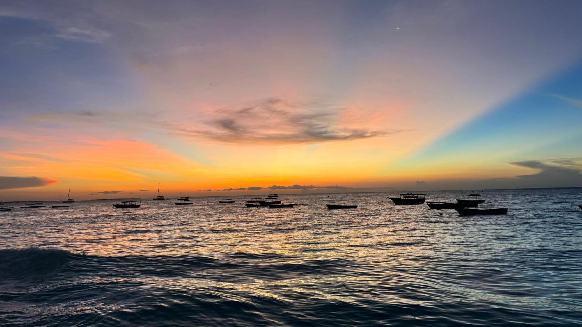 Blue Tides Hotel Nungwi Dış mekan fotoğraf