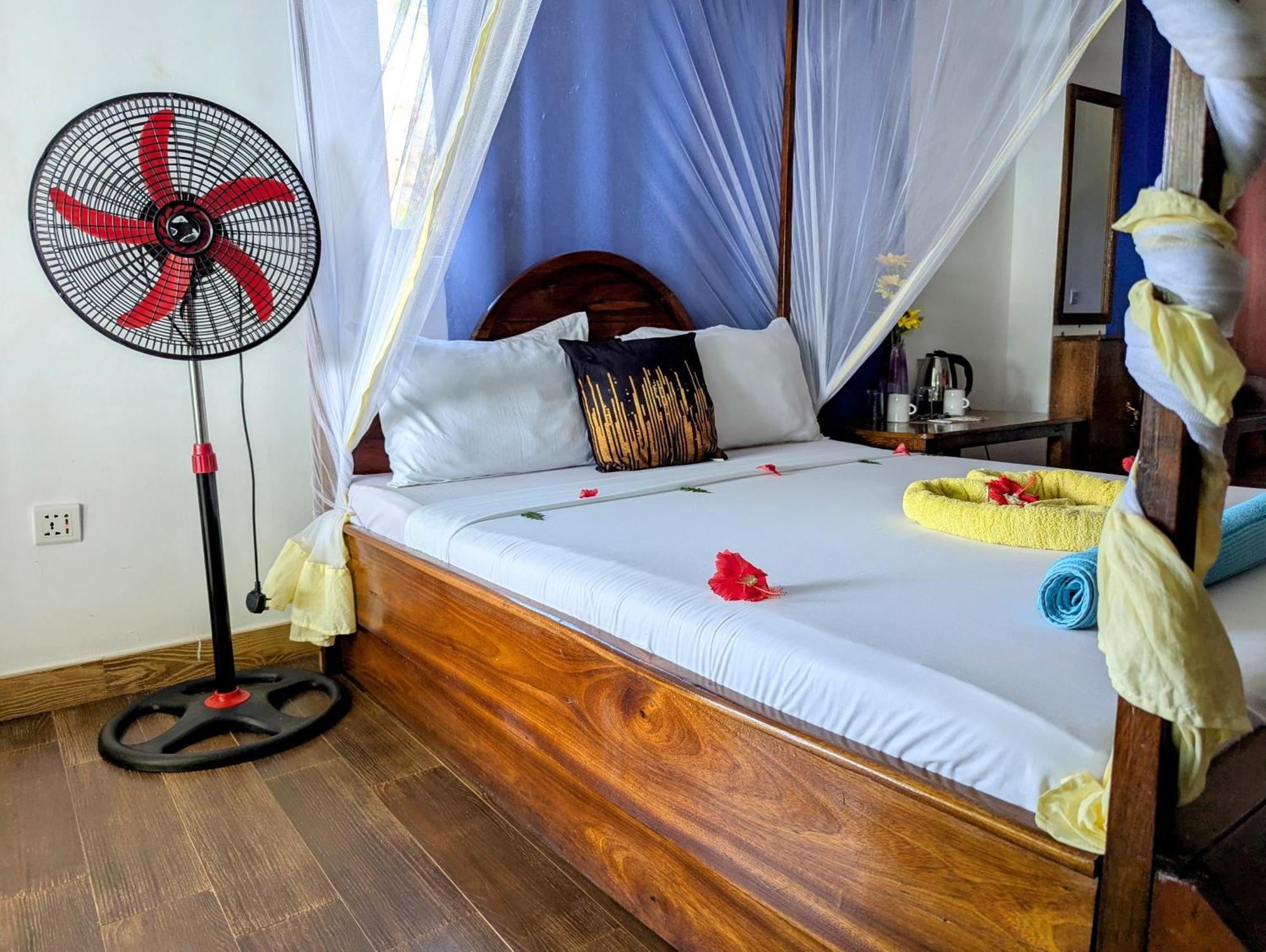 Blue Tides Hotel Nungwi Dış mekan fotoğraf