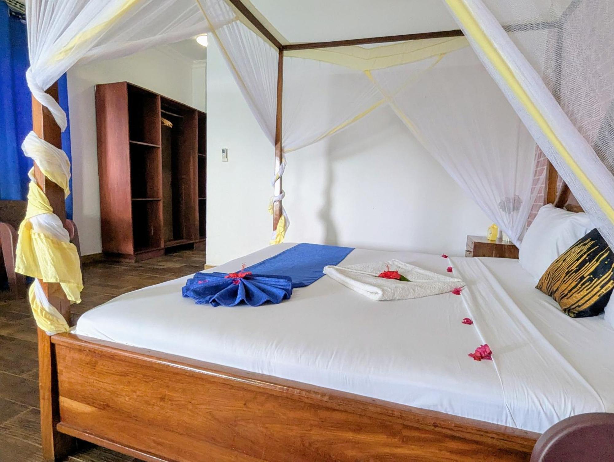 Blue Tides Hotel Nungwi Dış mekan fotoğraf