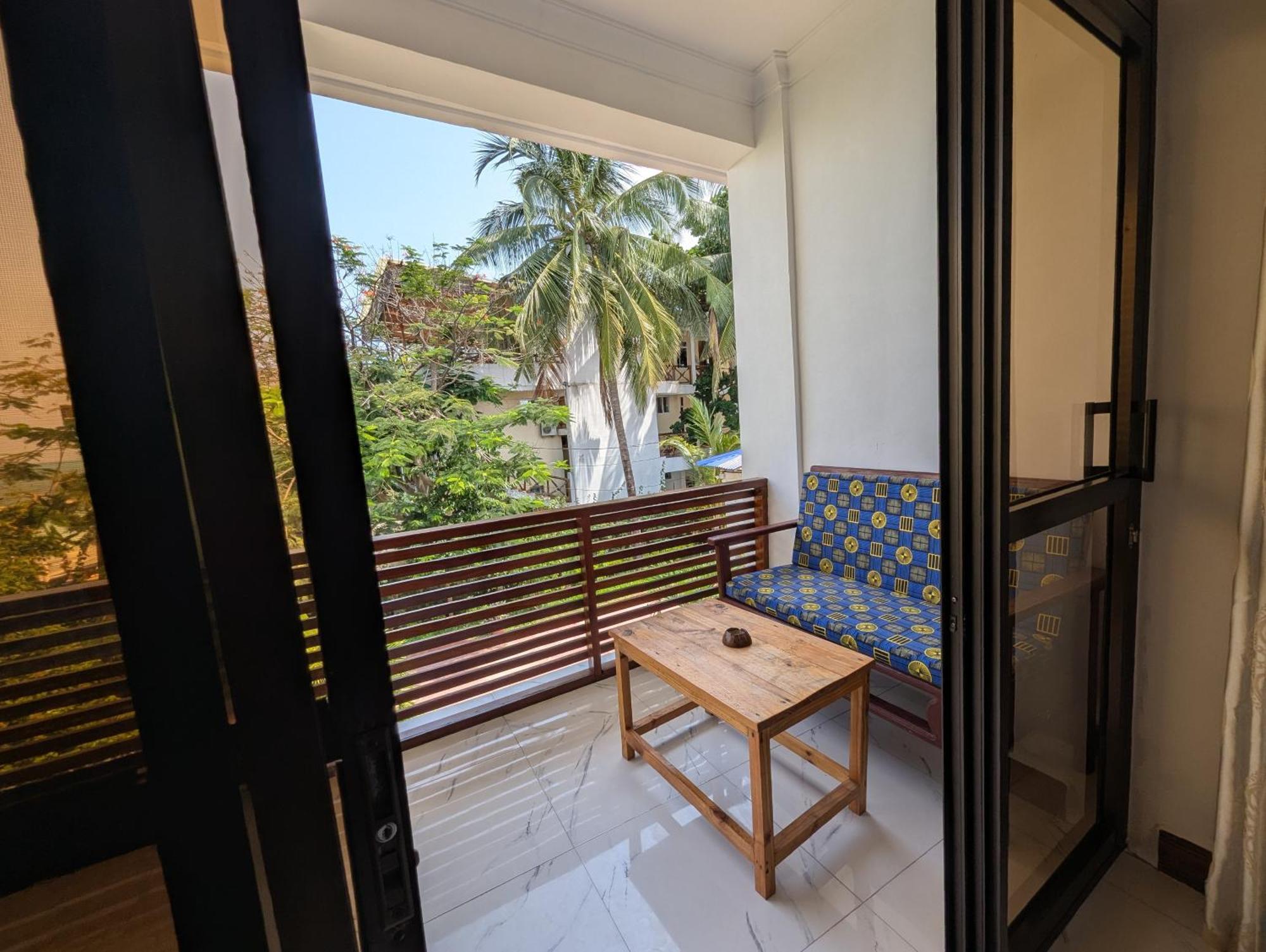 Blue Tides Hotel Nungwi Dış mekan fotoğraf