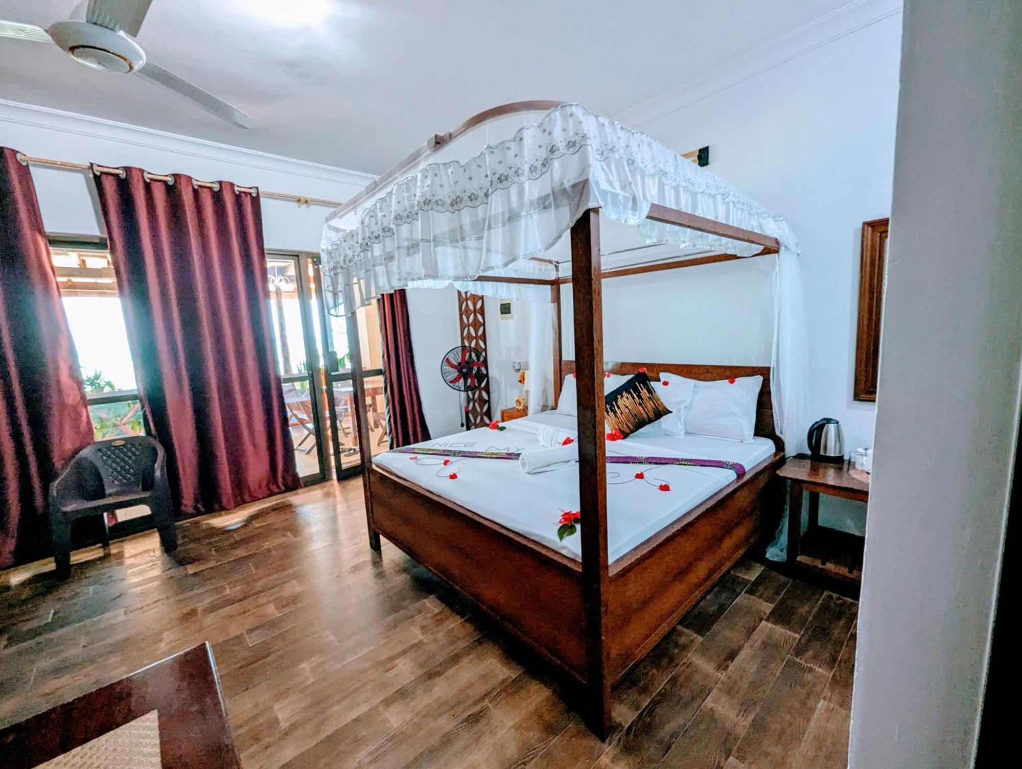 Blue Tides Hotel Nungwi Dış mekan fotoğraf