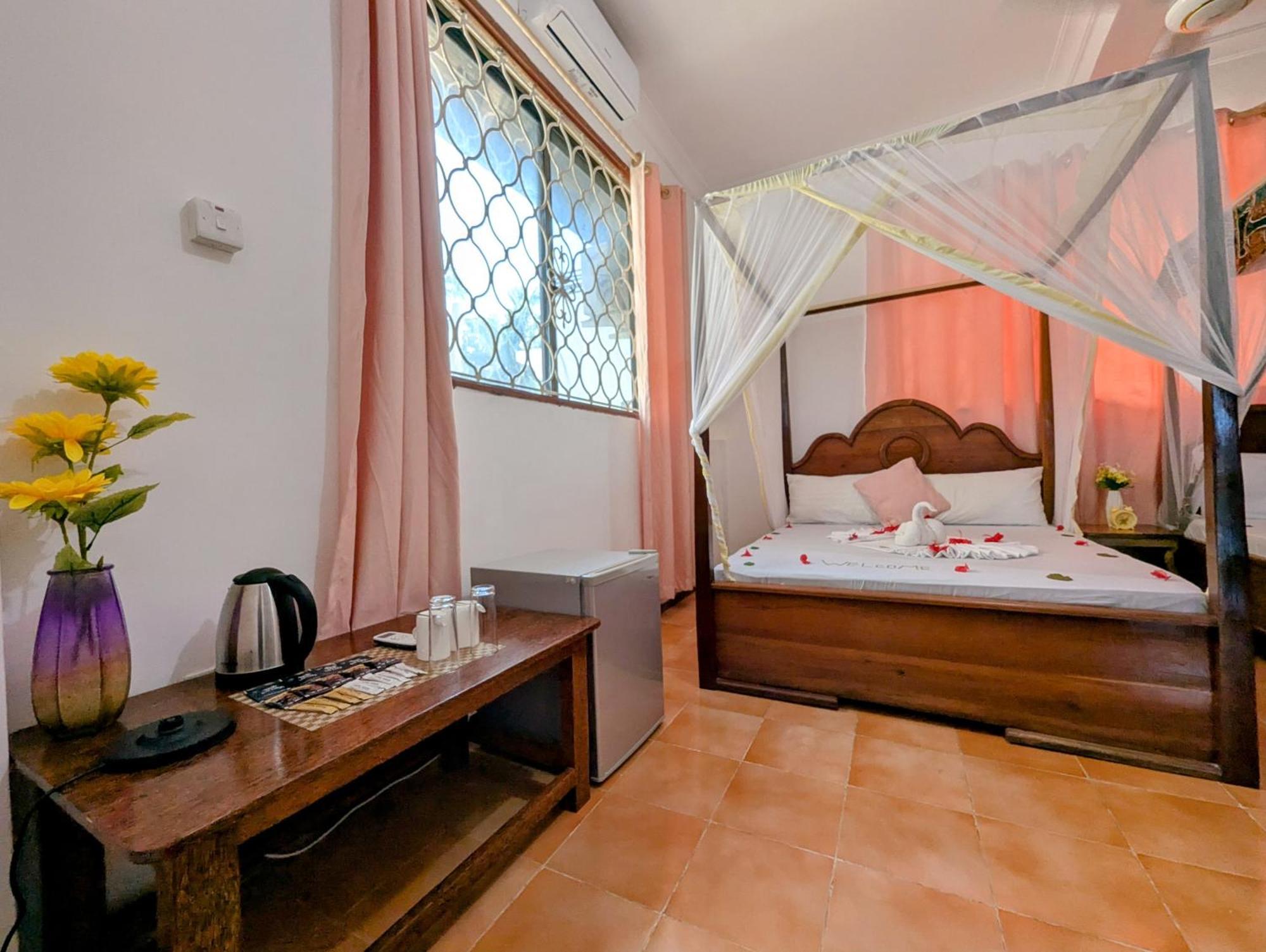 Blue Tides Hotel Nungwi Dış mekan fotoğraf